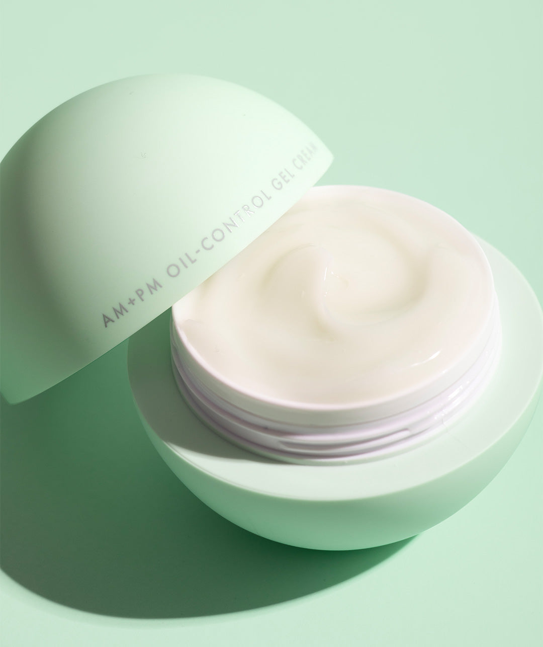 2 AM+PM Crema Oil Control